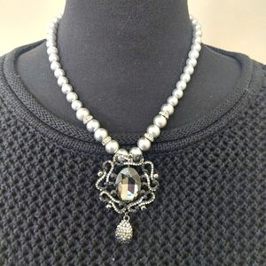 Pearl Pendant Necklace